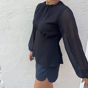 Topshop: Black blouse with Mesh sleeves